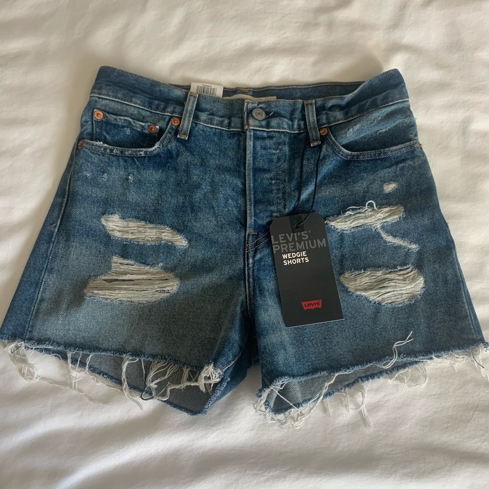 NWT Levi’s Wedgie Short